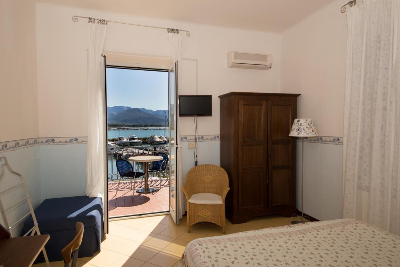 Hotel Sette Archi Bocca di Magra Kültér fotó